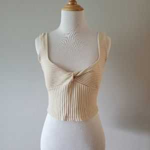 Lush knotted sleeveless crop top cream sz Medium